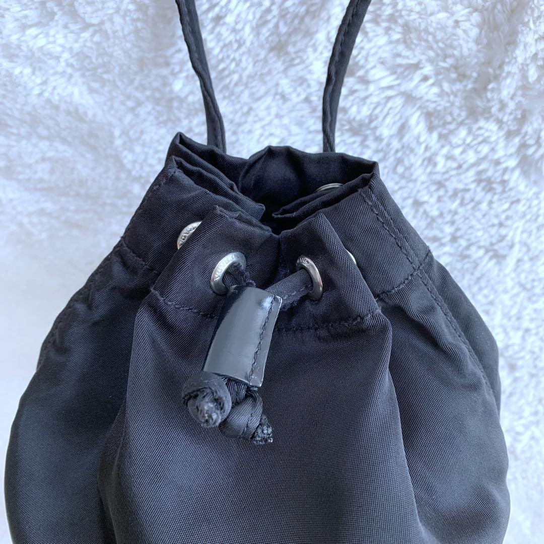 美品 PRADA プラダ 巾着 アクセサリーポーチ ナイロン ブラック