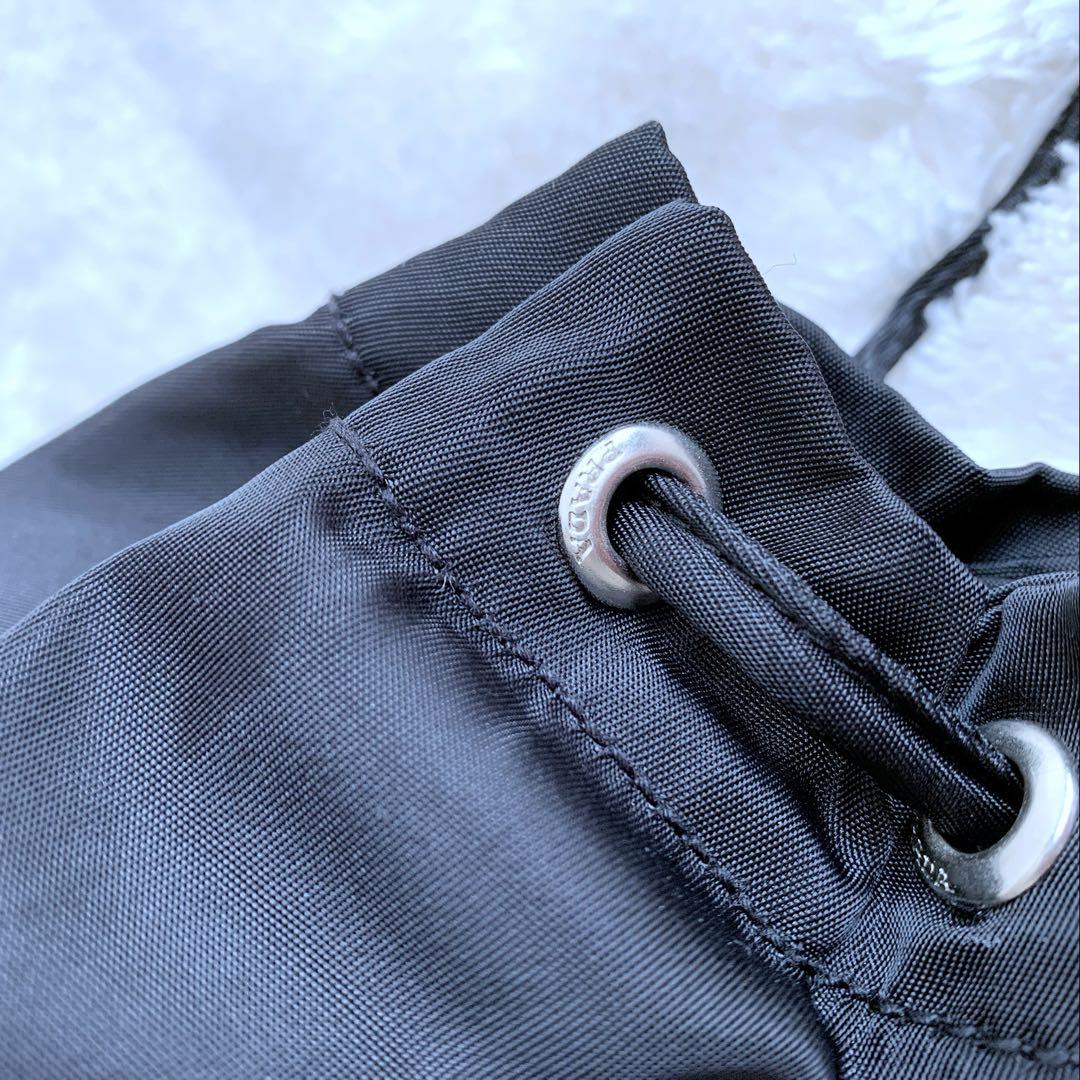 美品 PRADA プラダ 巾着 アクセサリーポーチ ナイロン ブラック