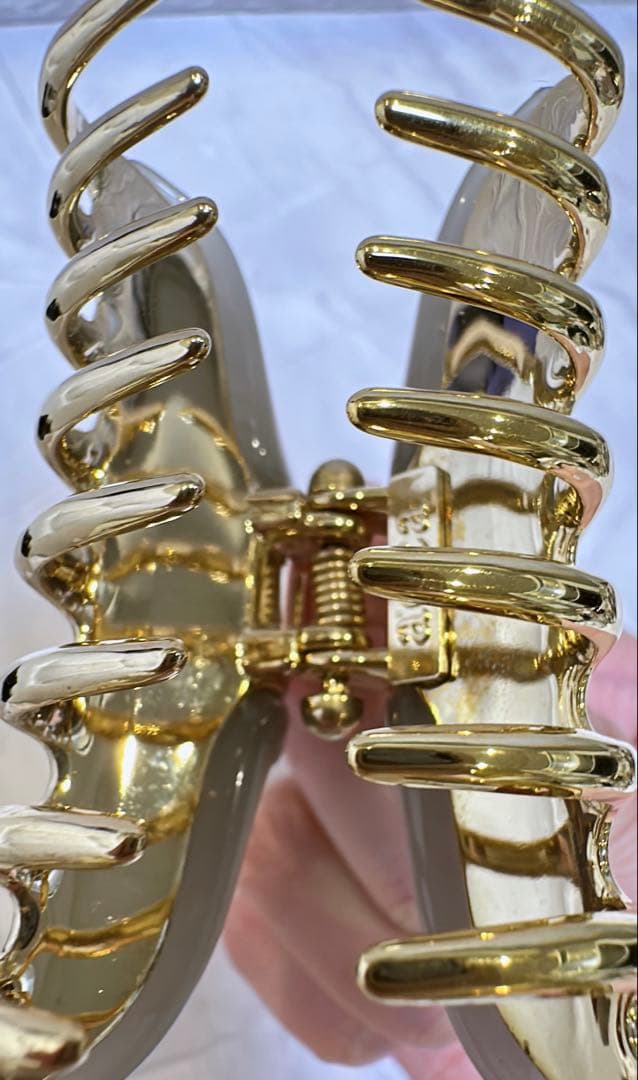 【新品未使用】ACCA ヘアクリップ グレー Mサイズ ロゴ入り