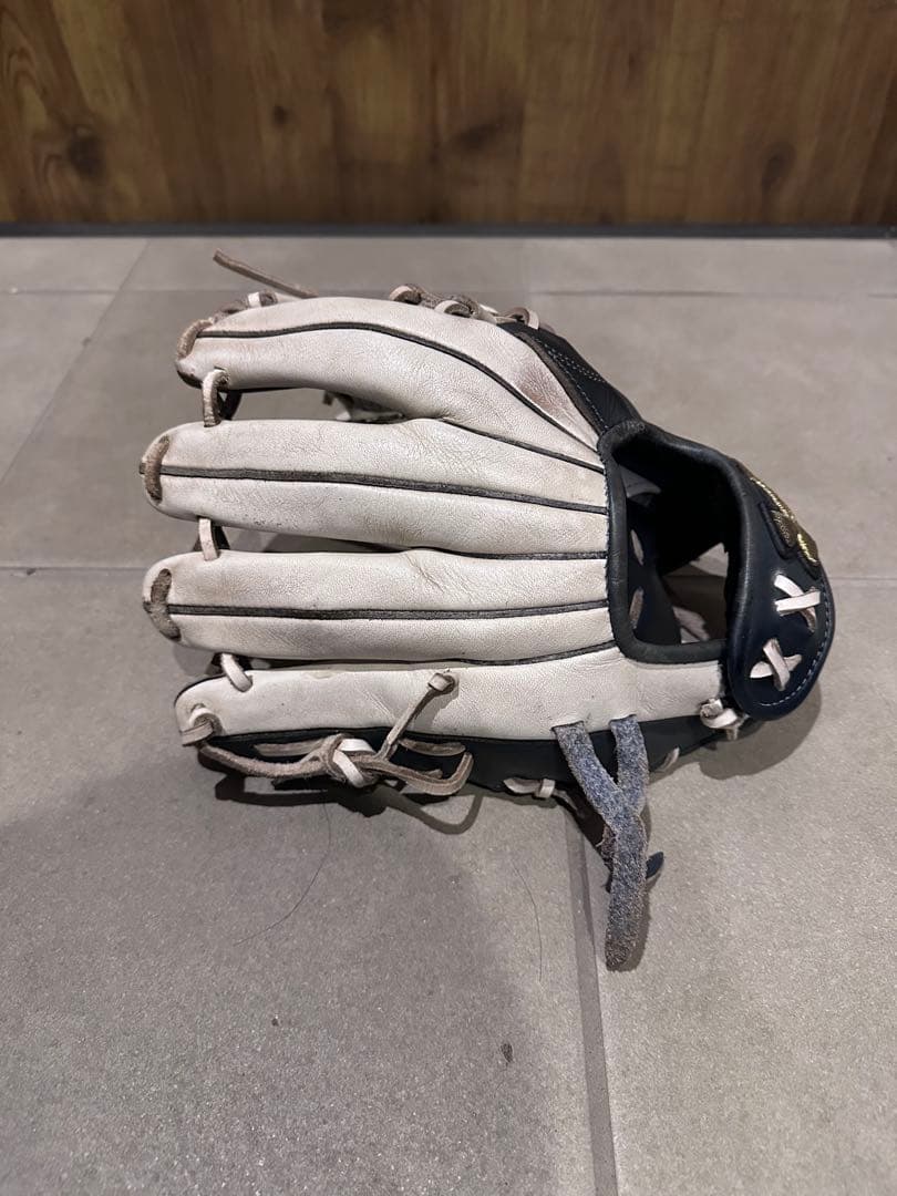 アンダーアーマー 軟式内野手　オーダー