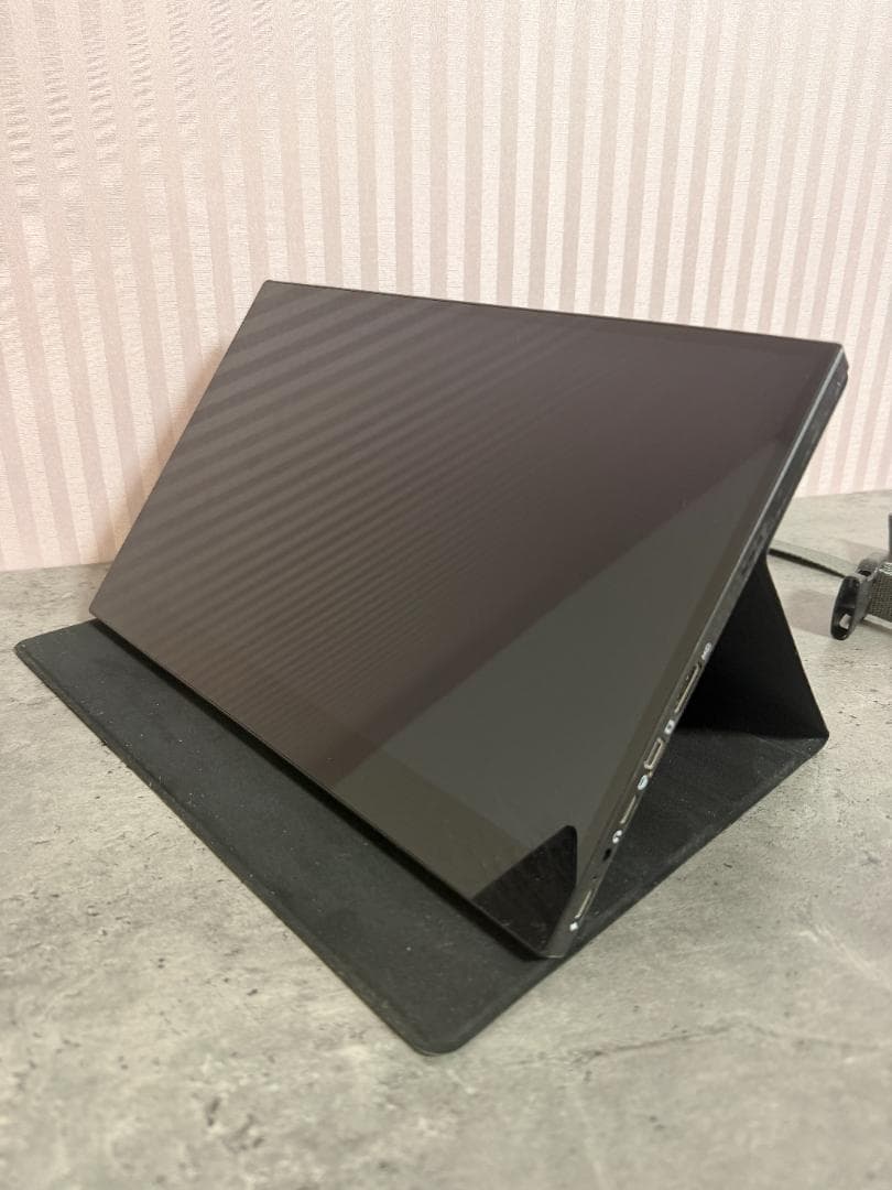 持ち運びモバイルモニター　13.3インチ