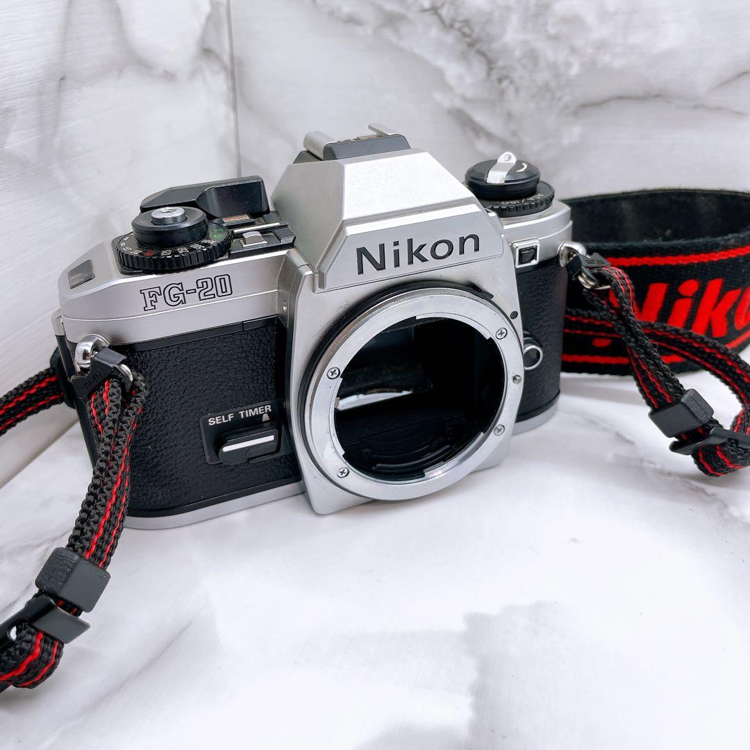 【完動品】ニコン　FG-20 フィルムカメラ　コンパクトフィルムカメラ