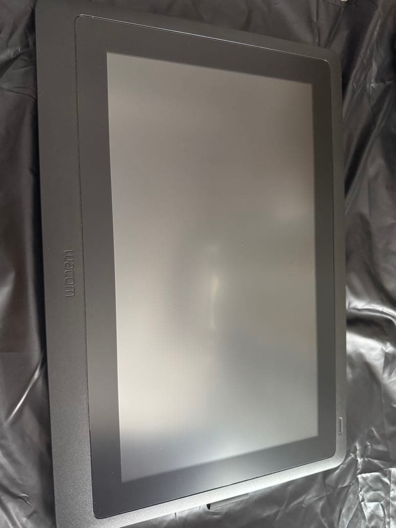 液タブ・ペンタブ Wacom Cintiq 16 FHD DTK1660K1D