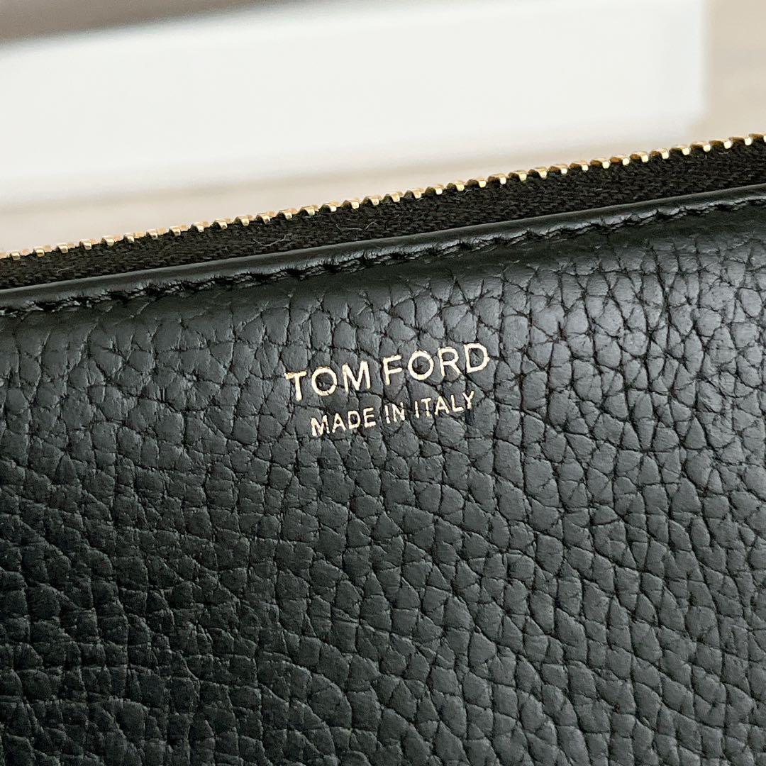 極美品✨トムフォード ラウンドファスナー 長財布ロゴ ブラック レザー