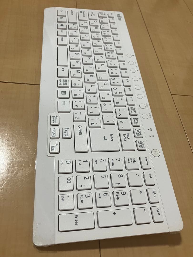 富士通 Lifebook GH77/T Corei7 デスクトップPC