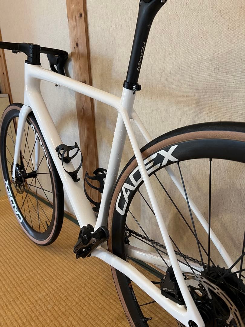 Aethos レプリカ 中華フレームロードバイク bigrock sohtea