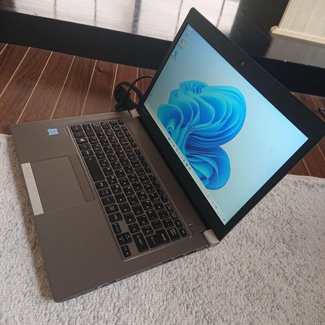 TOSHIBA ノートPC 8GBメモリ 256GB SSD