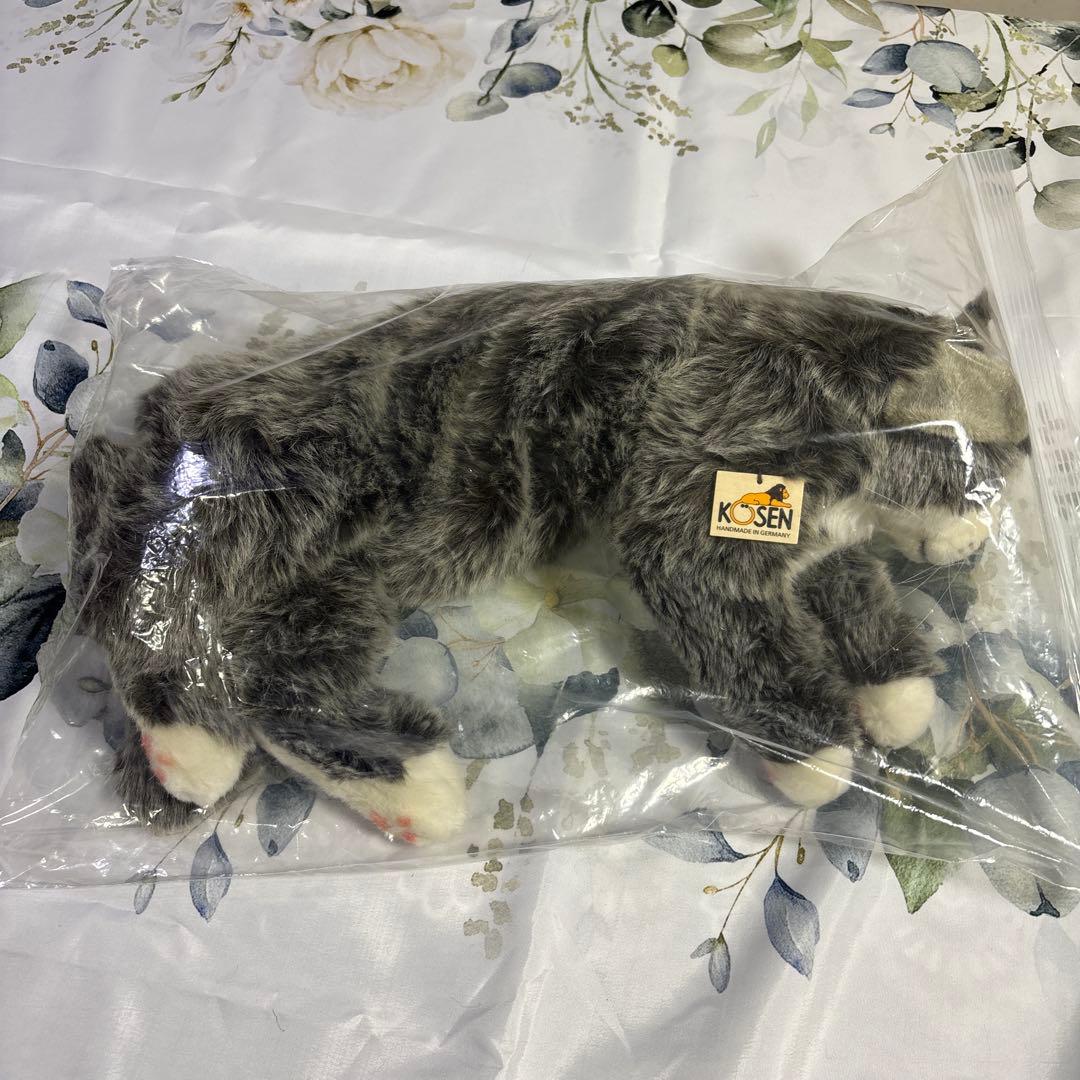 kosen (ケーセン)メインクーン　ねそべり猫