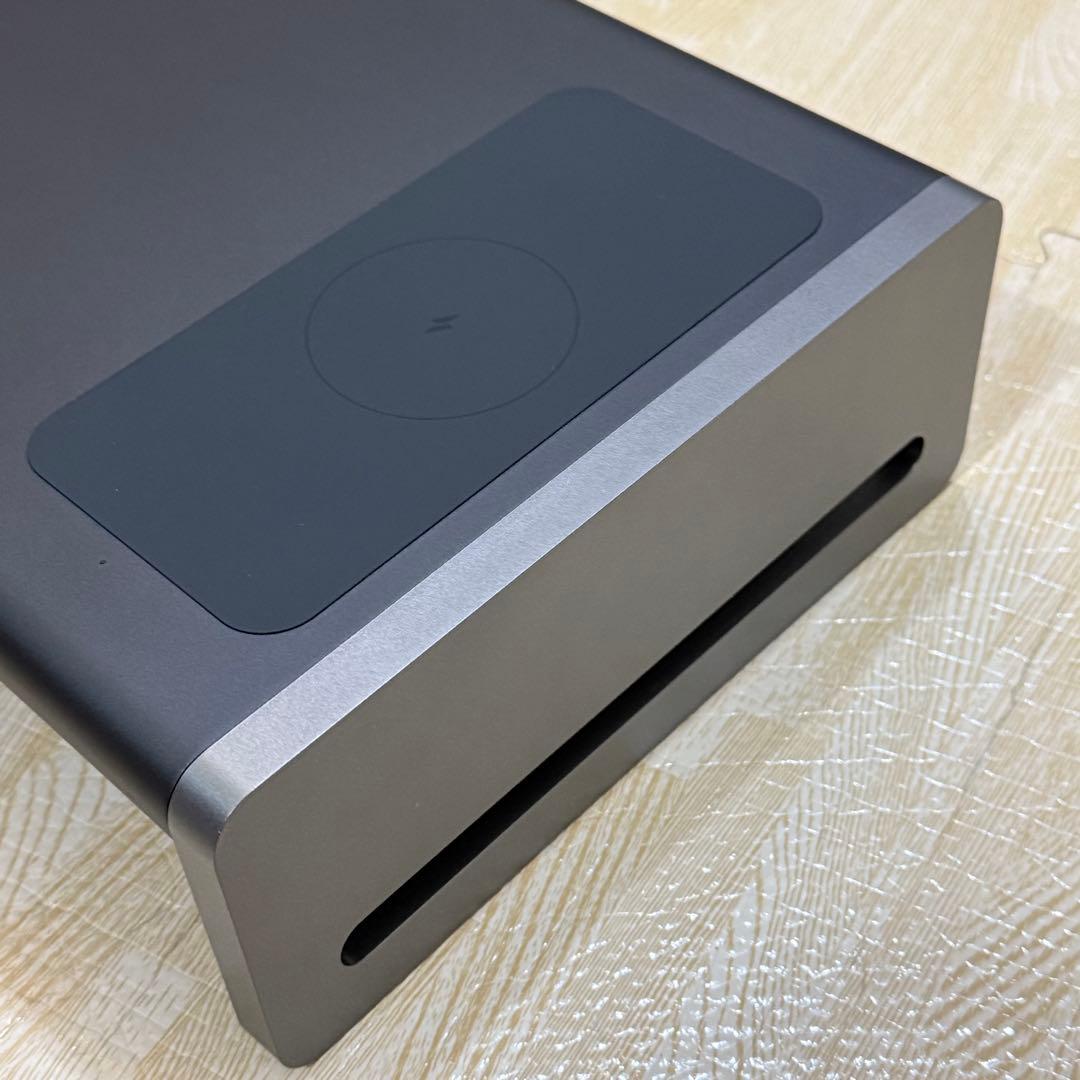 Anker 675 ドッキングステーション　モニター台