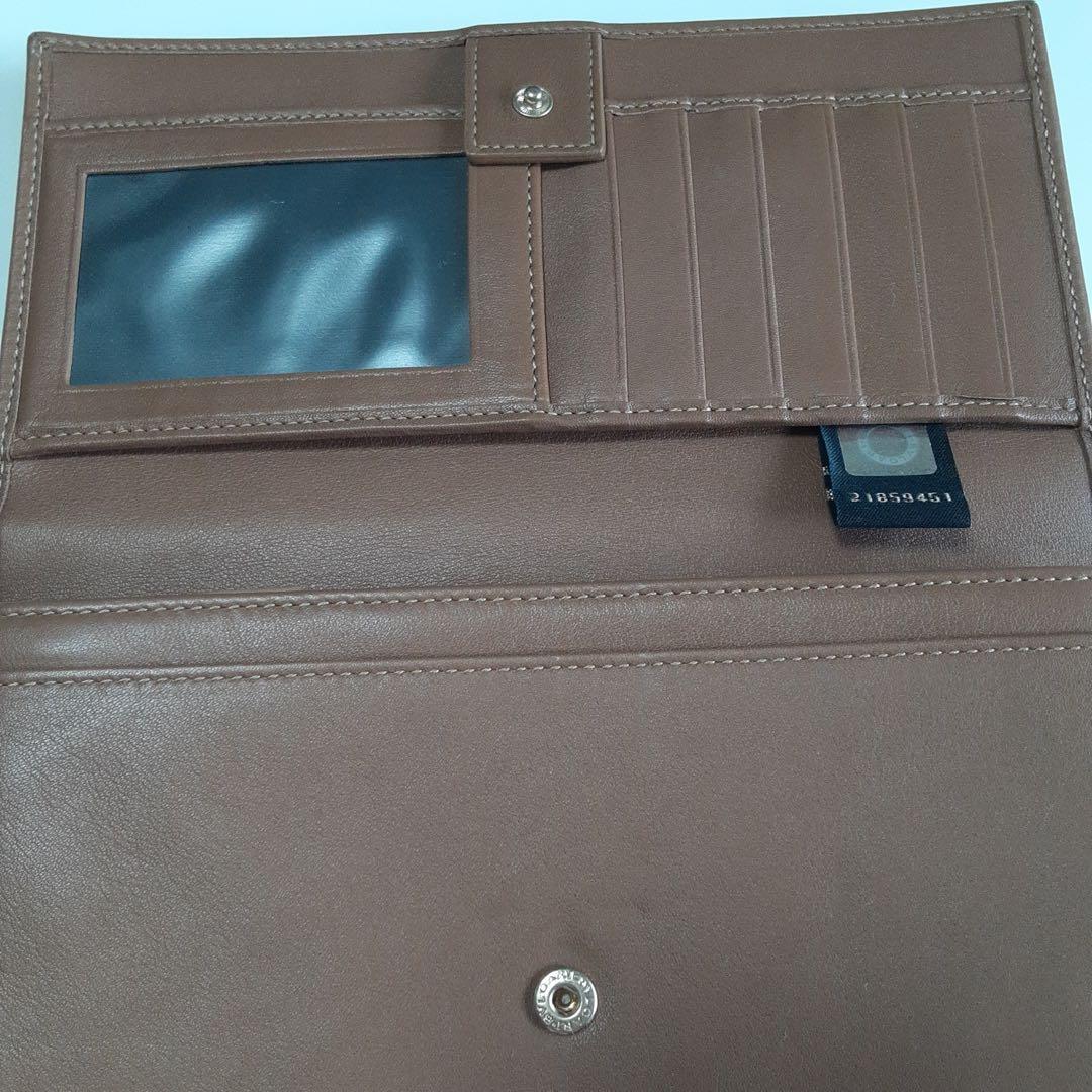 【 BVLGARI 】長財布 箱付き