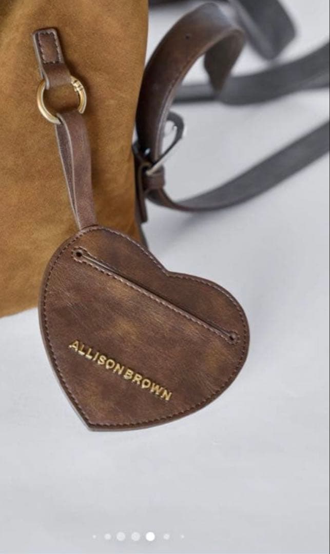 アリソンブラウン　リュック　紗栄子さん