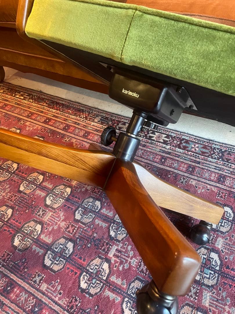 karimoku カリモク・コロニアルシリーズ　アームチェア 木製脚