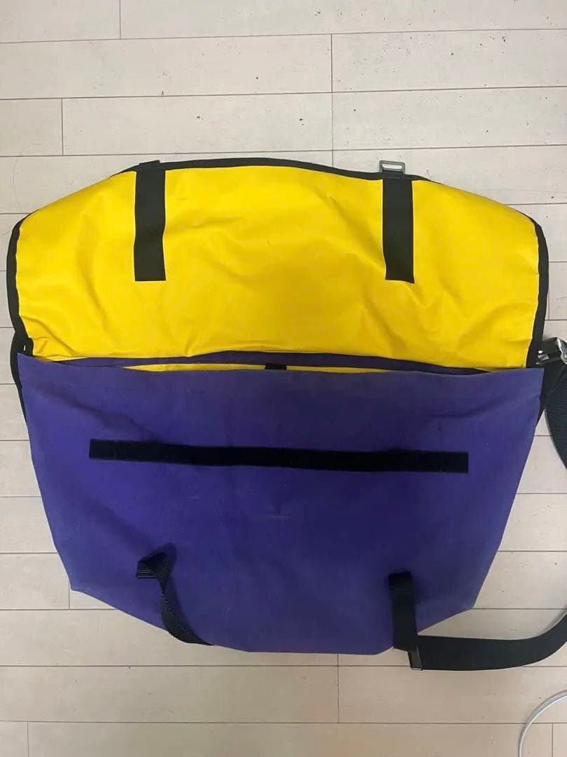 T*a様 De Martino（ディ マティーニ）メッセンジャーバッグ 紫/緑