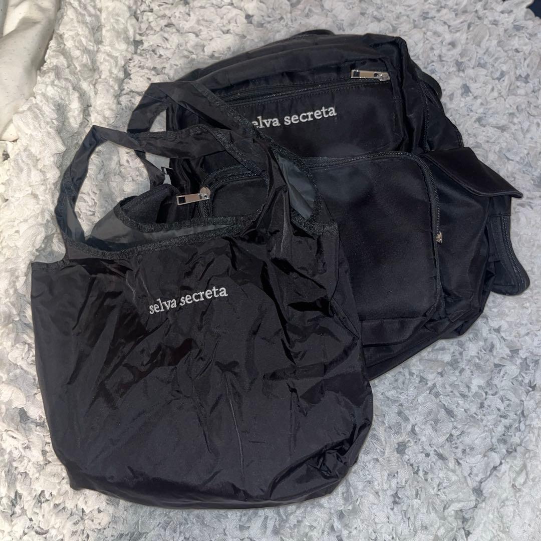 【selva secreta】Square RUCKSACK(black)