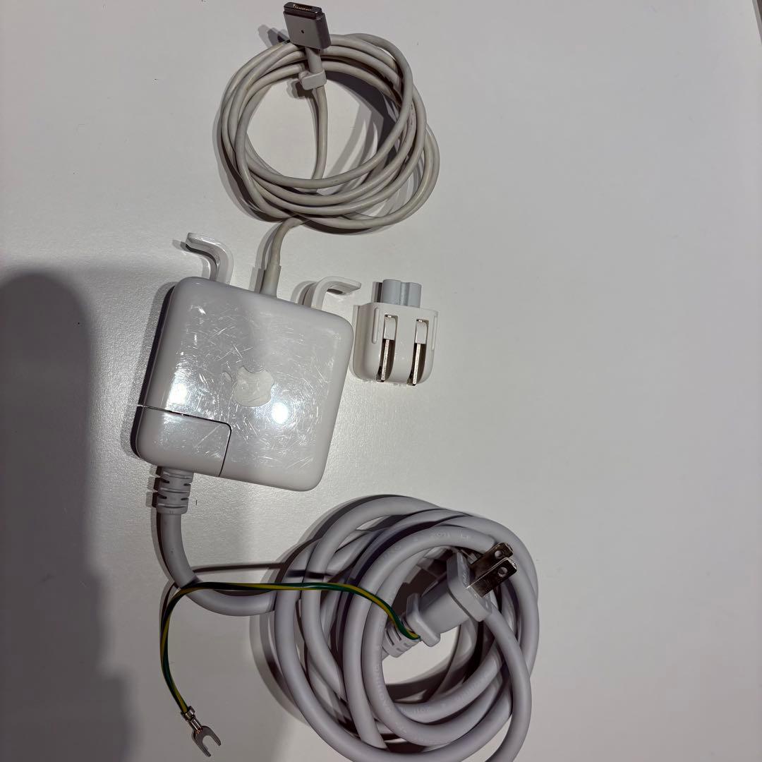 MacBook本体 Apple MacBook Air (11-inch, Mid 2013)