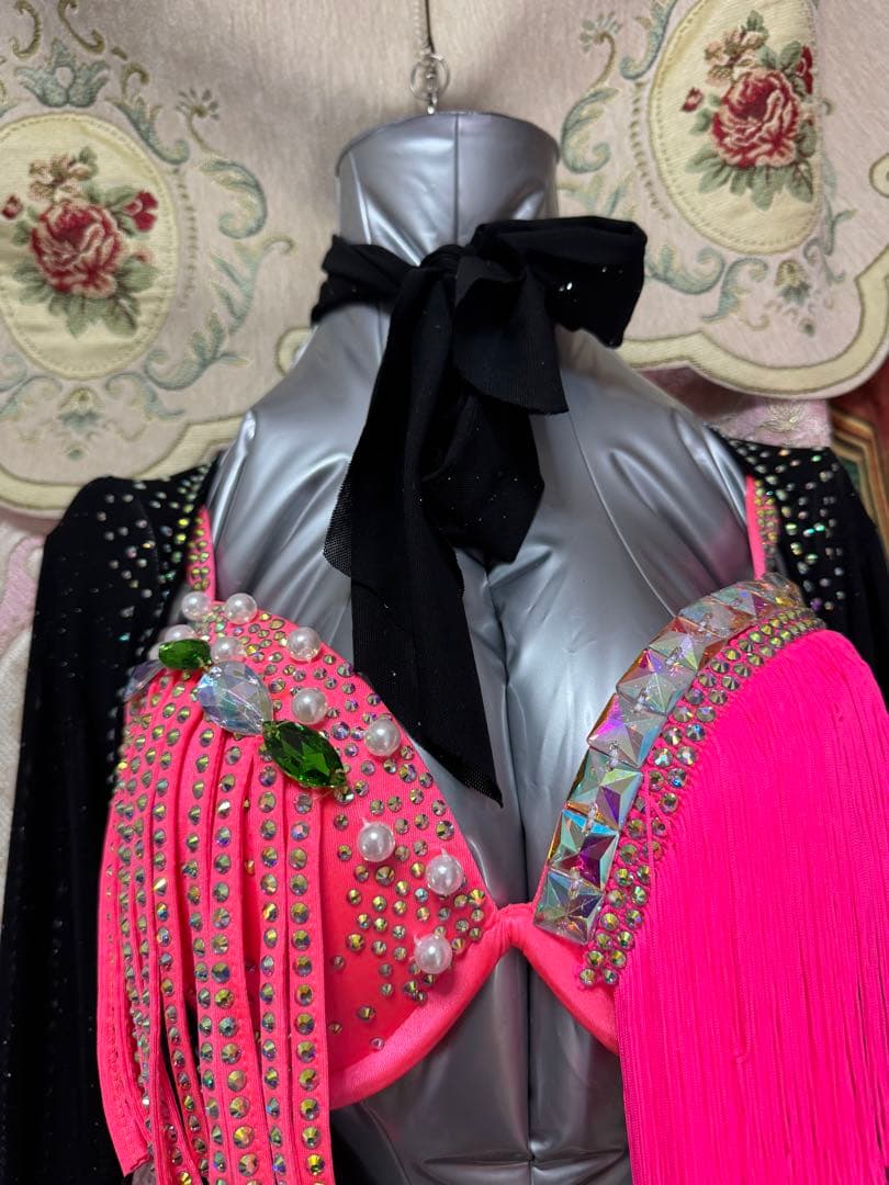 ベリーダンス　未使用　バラディ　サイーディ　ドレス　衣装　ピンク　　ブラック