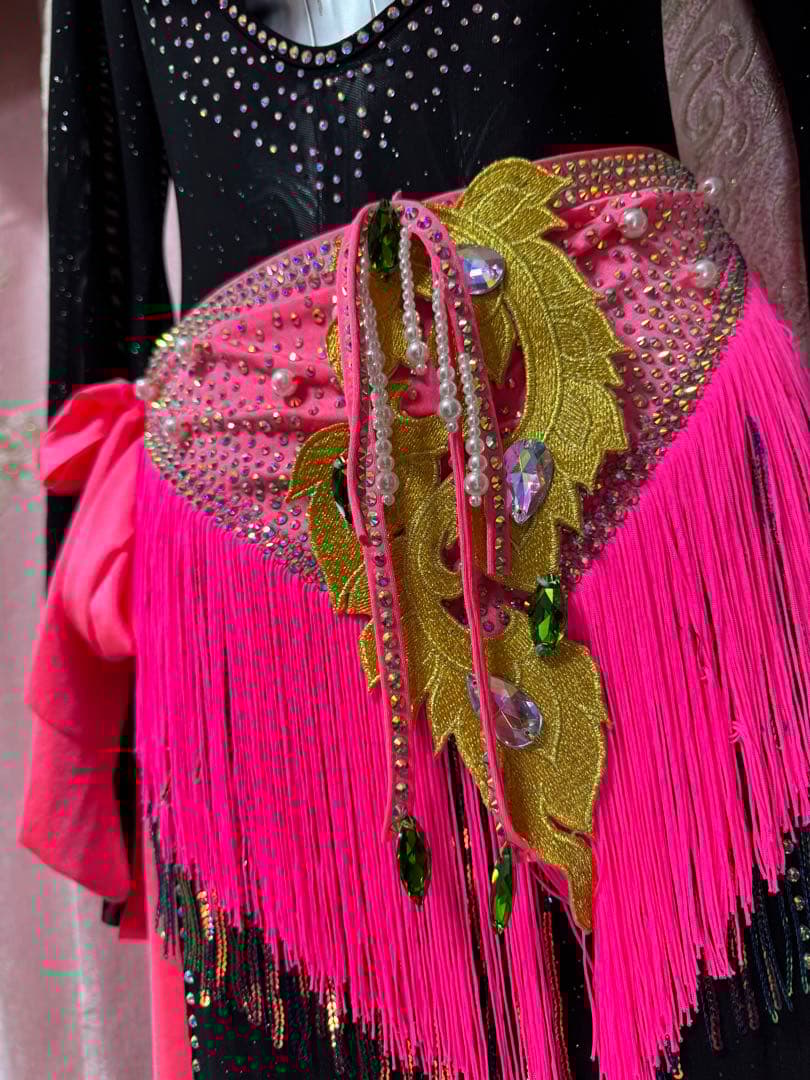 ベリーダンス　未使用　バラディ　サイーディ　ドレス　衣装　ピンク　　ブラック