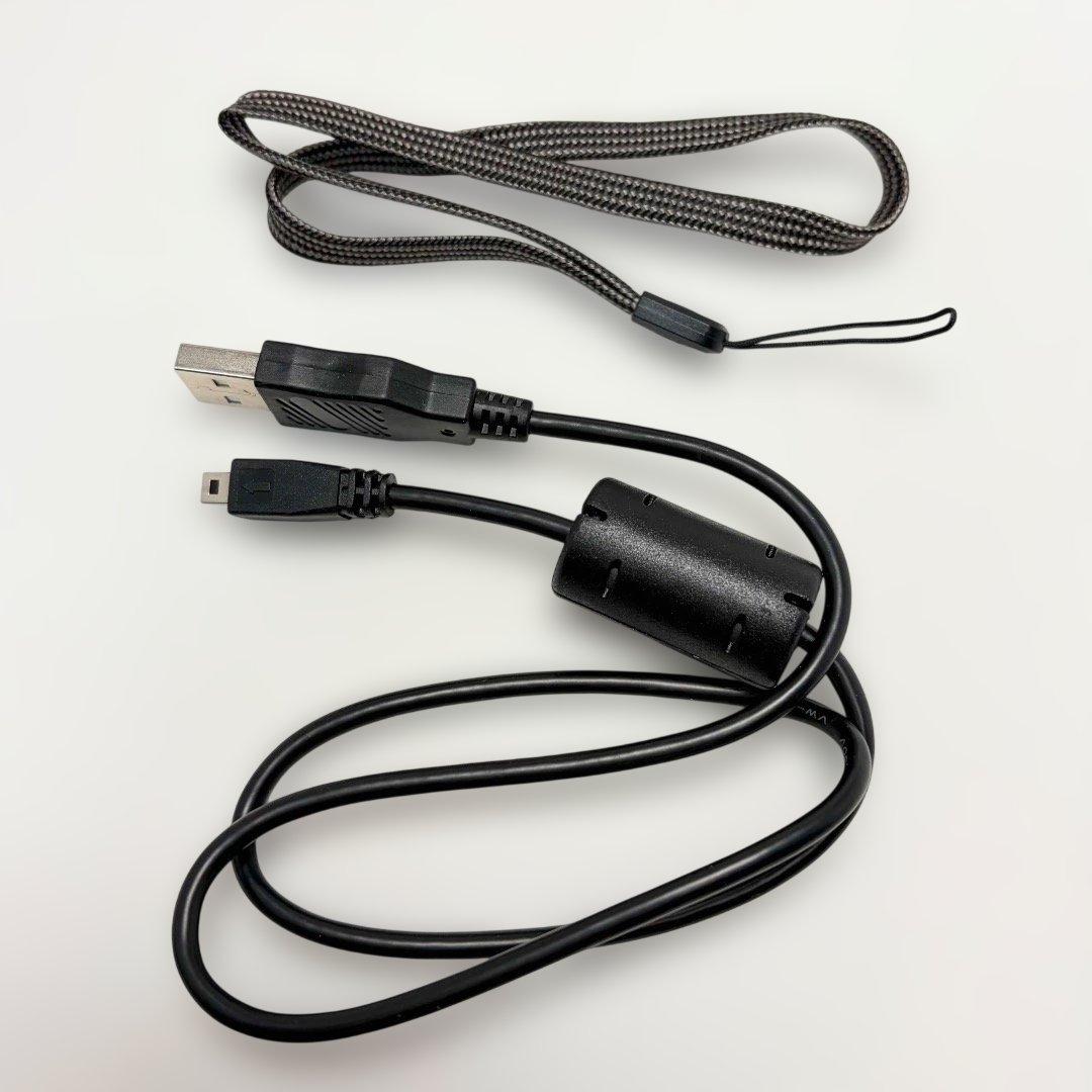 極上美品✨Nikon COOLPIX A100 レッド 動作確認済 未使用級✨