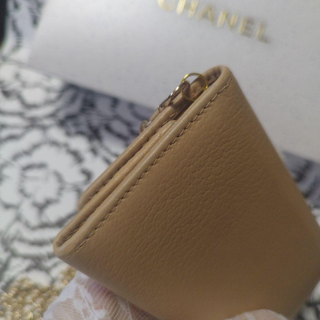 シャネルカメリア　キーケース　カード　斜め掛け