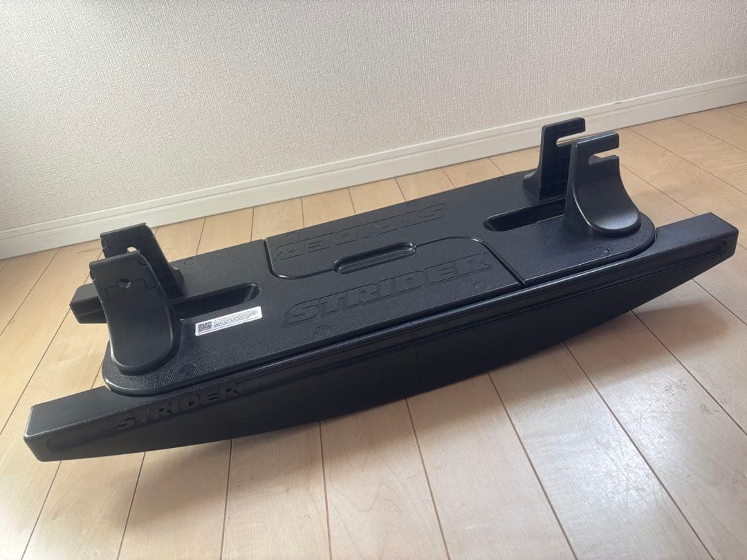 STRIDER バランスバイク用スタンド ブラック