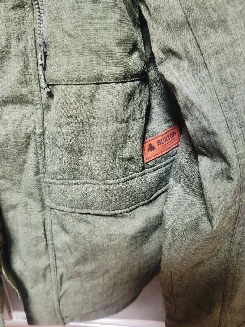 BURTON フード付きジャケットとパンツセット