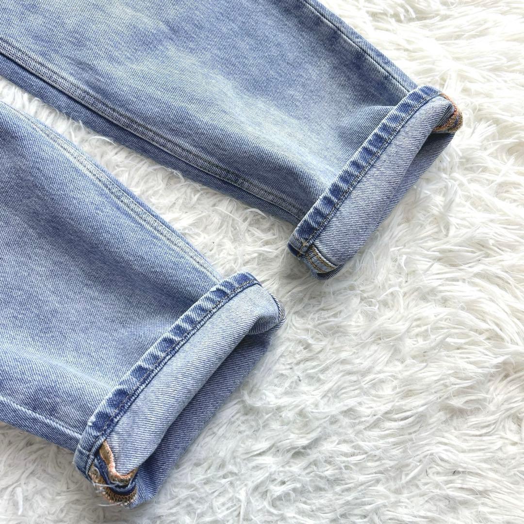 新品✨タグ付き❤️ディーゼル　近年モデル　QRタグ　ボタンフライ　Dロゴ