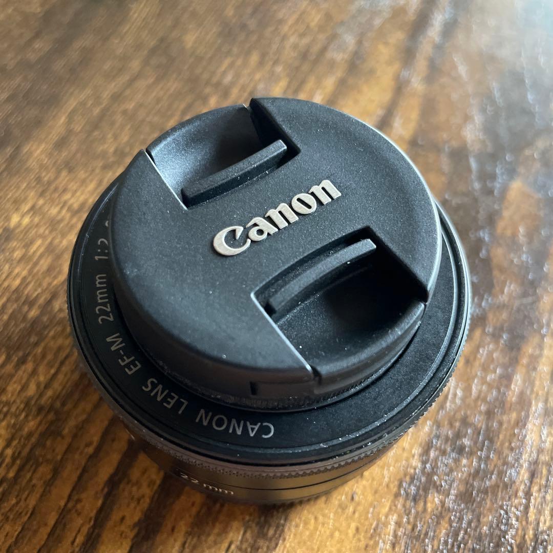 【Canon】 EF-M 22mm f/2 STM パンケーキレンズ　おまけ付！