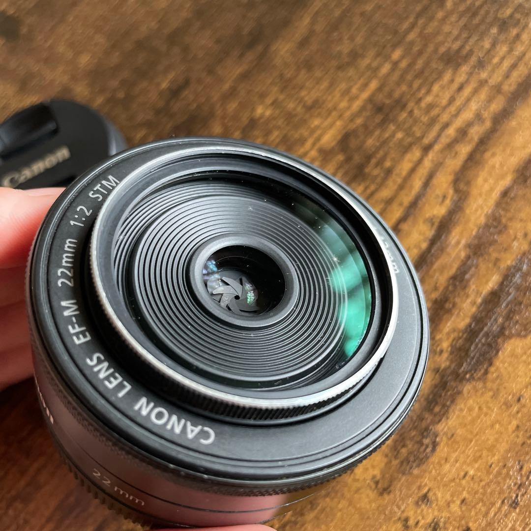 【Canon】 EF-M 22mm f/2 STM パンケーキレンズ　おまけ付！