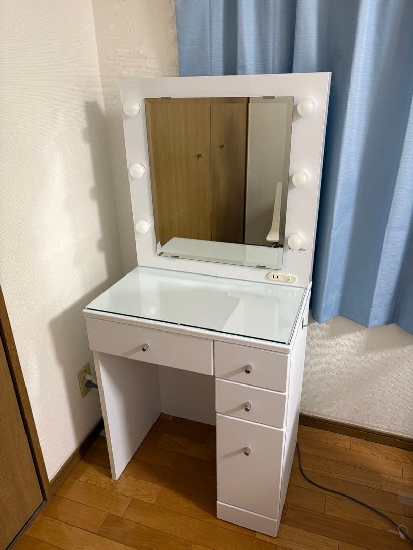 ニトリ ドレッサー LED照明 白 ホワイト 女優ミラー 本体　①