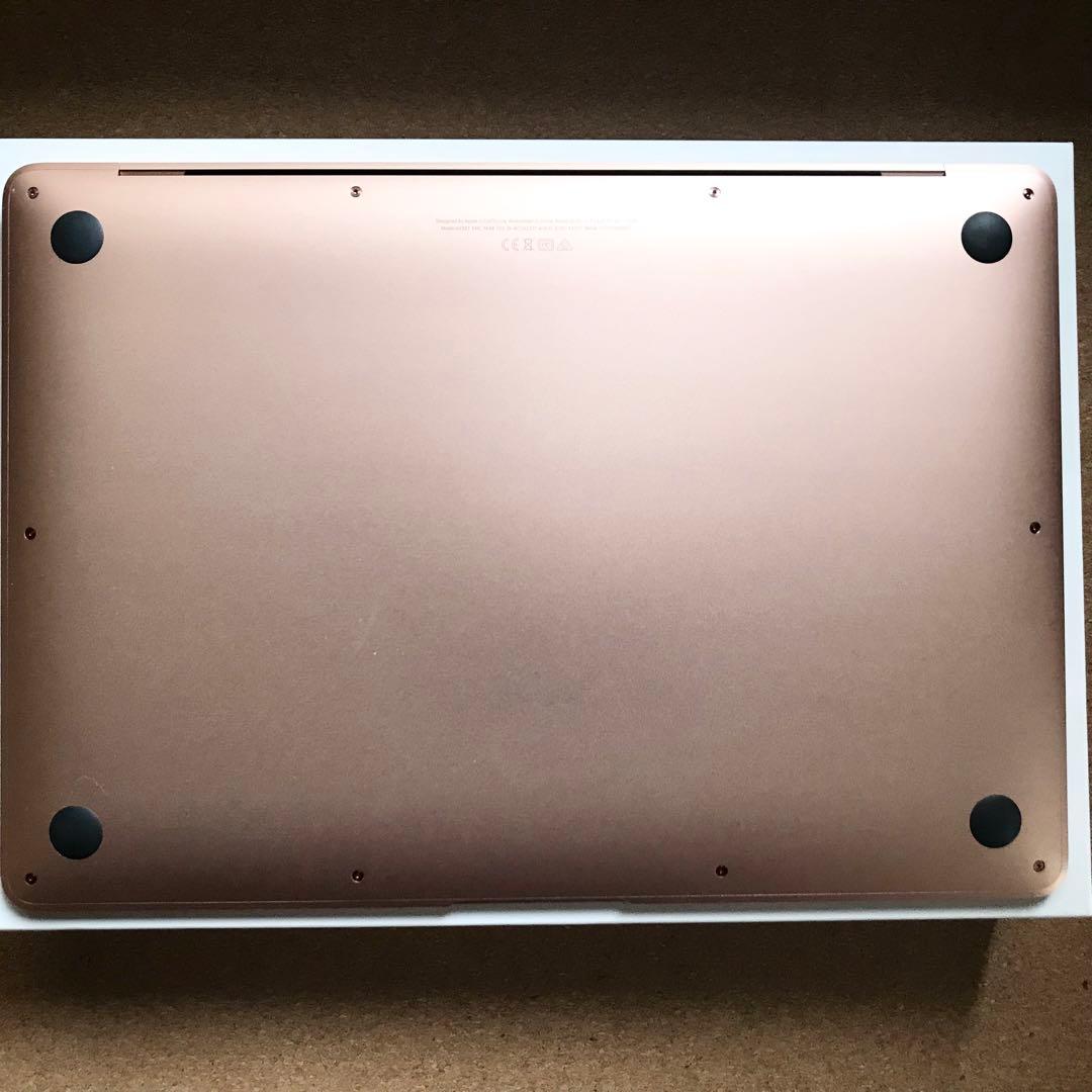 美品 MacBook Air 13 インチ M1 8GB 256GB