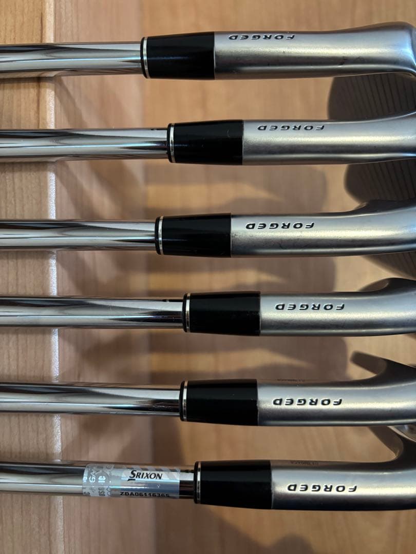 スリクソンzx5mk2 アイアン6本セット　DG105 s200