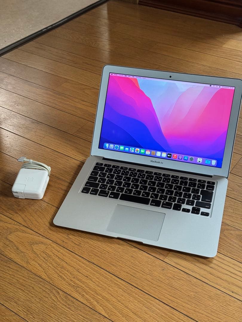 MacBook Air 2017(充電器＋外箱付き)