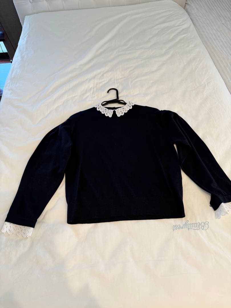 23区　ネイビー レース襟 長袖ニット　38(9号）クリーニング済み