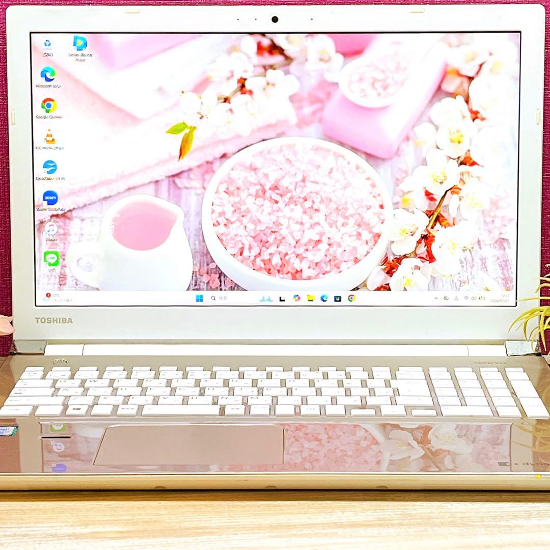 dynabook Core i7 8GB SSHD1TB Win11 訳あり