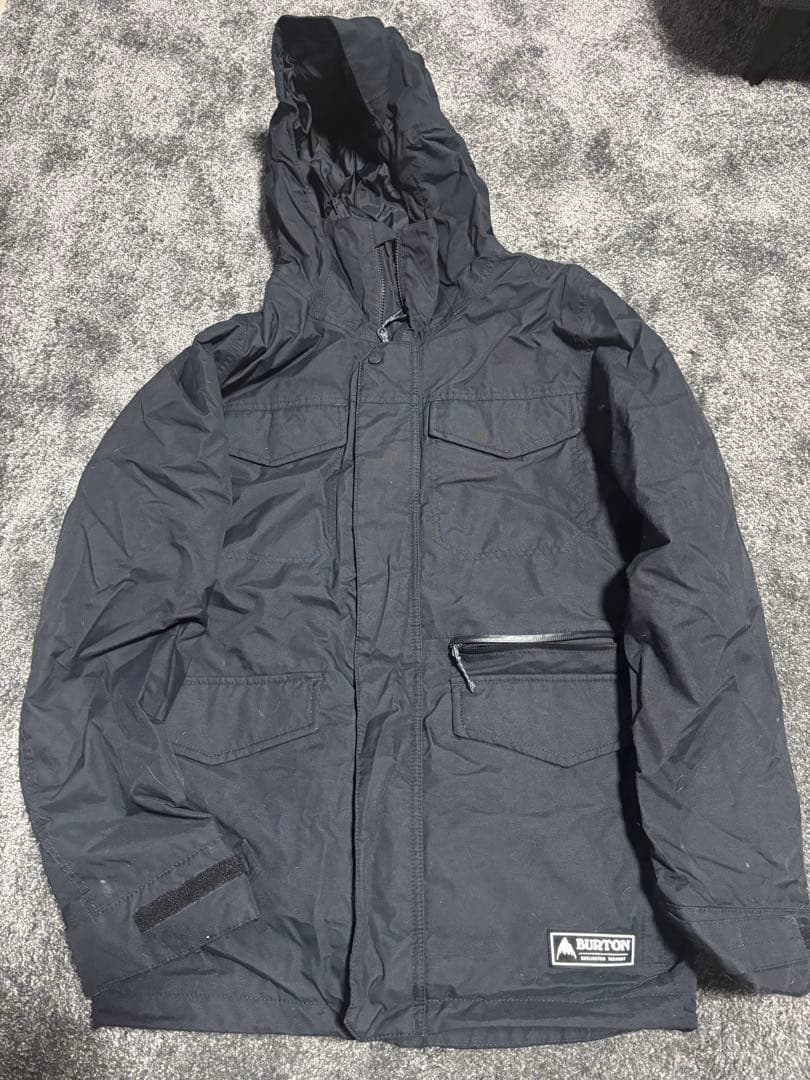 Burton スノーボードウェアセット ブラック　上Lサイズ　パンツMサイズ