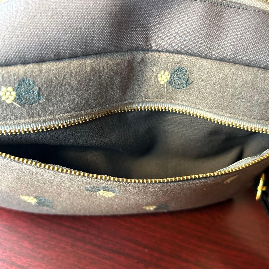 ミナペルホネン light berry dopショルダーバック