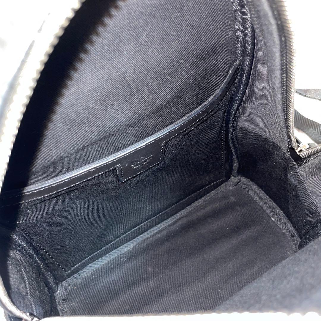 美品♡MCM スタッズ リュック 黒 mini