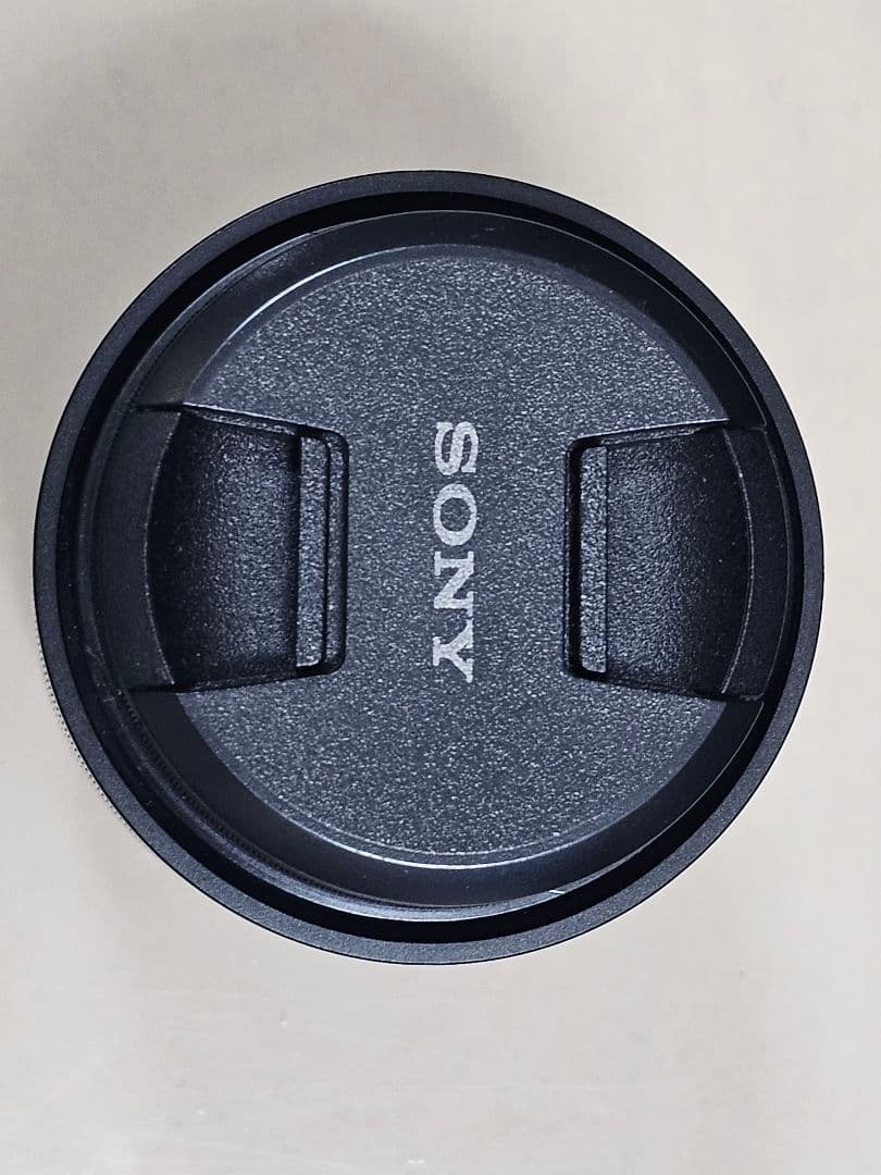 Zeiss 16-70mm F4 Eマウント ズームレンズ