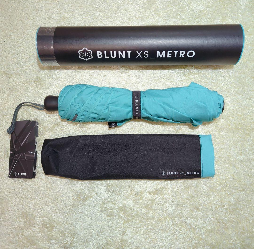新品未使用【BLUNT】折りたたみ傘 xs METRO ミントグリーン　耐風傘