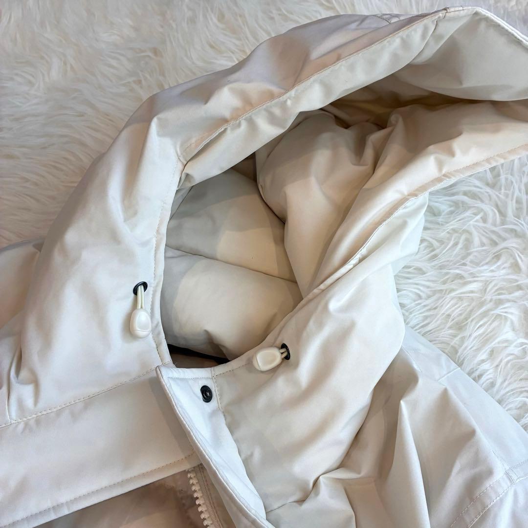 スピックアンドスパン 撥水フーデッドダウンコート 34 ホワイト 24AW