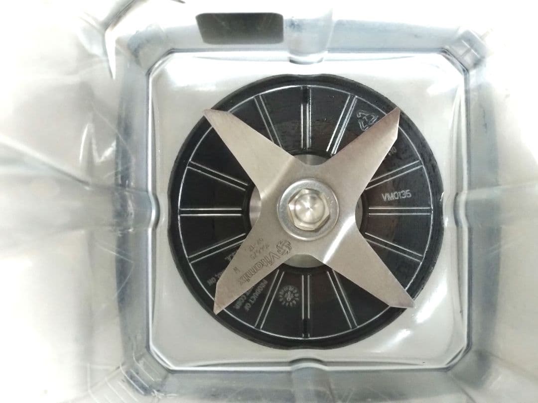 Vitamixバイタミックスブレンダー VM0111 ホワイト