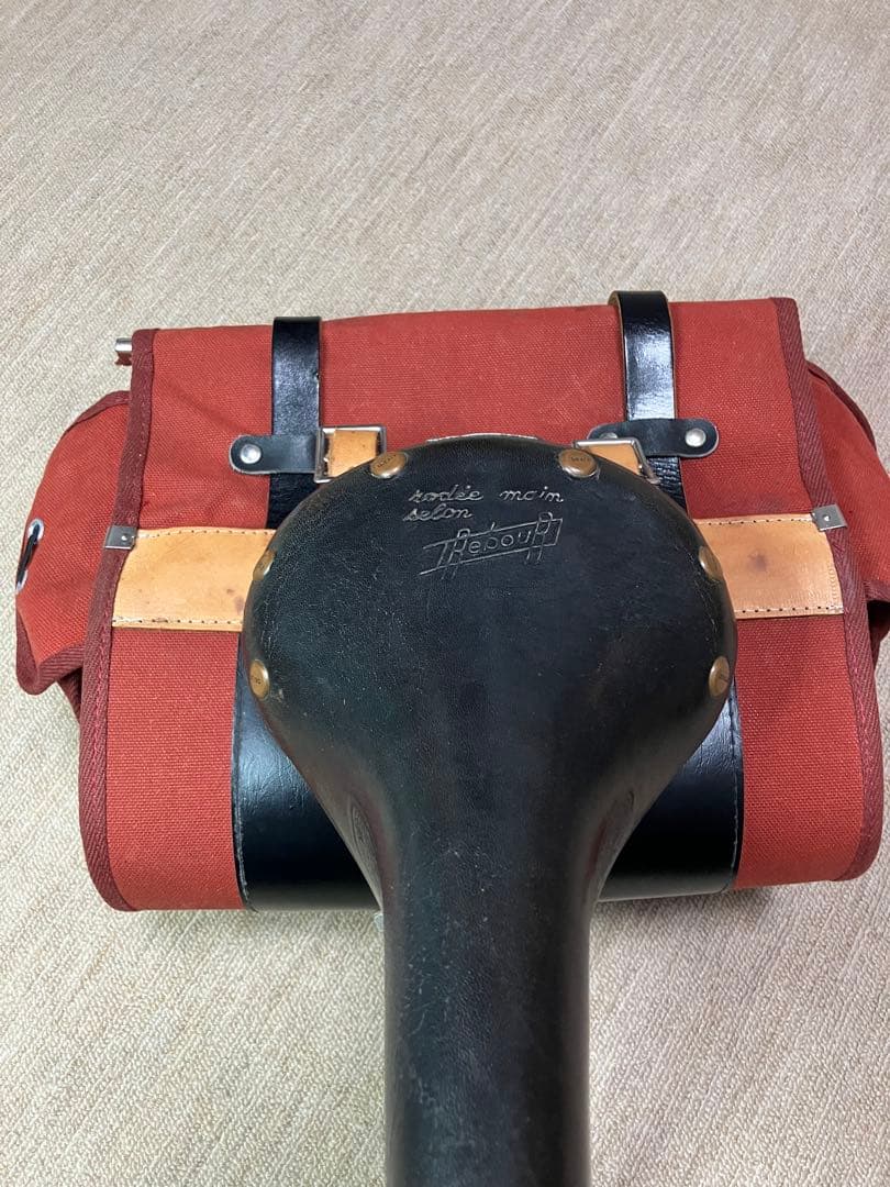 自転車用サドルバッグ　ランドナー　クラシカル　ヴィンテージコレクション（希少）