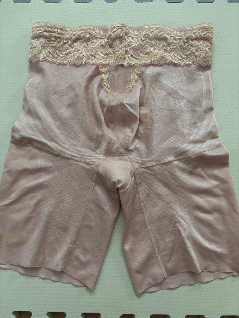 ミイミイ 　カーヴィシャス　ロングガードル　2枚セット