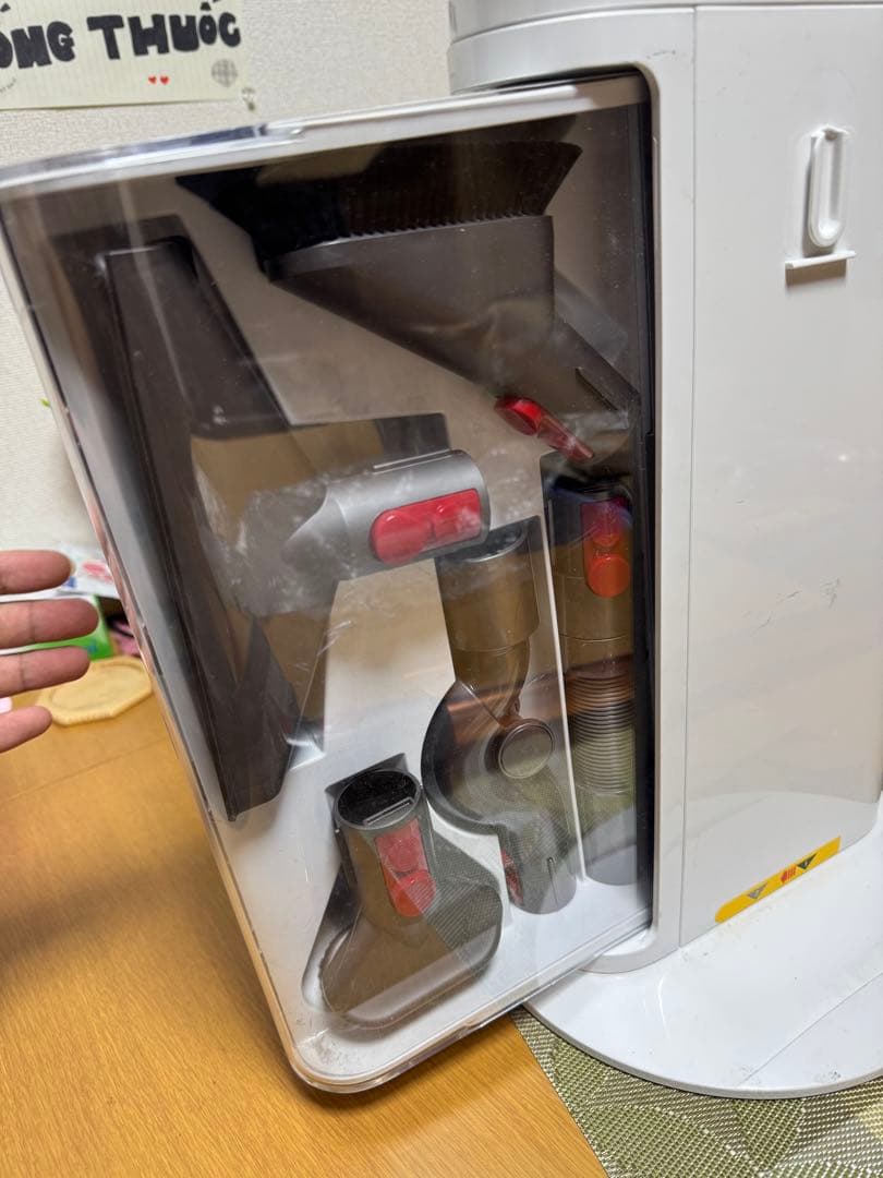 ダイソン　sv12 掃除機　動作品