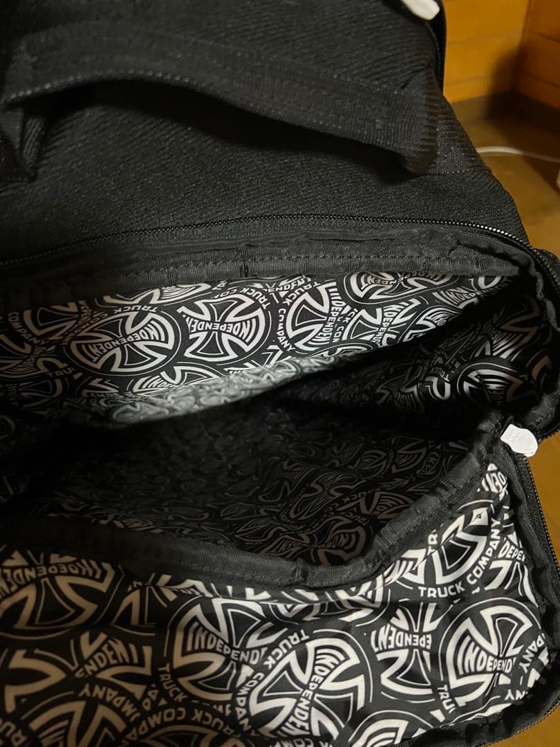 【大幅値下げ】DAKINE スノーボード・スケートボードバッグ ブラック 大容量