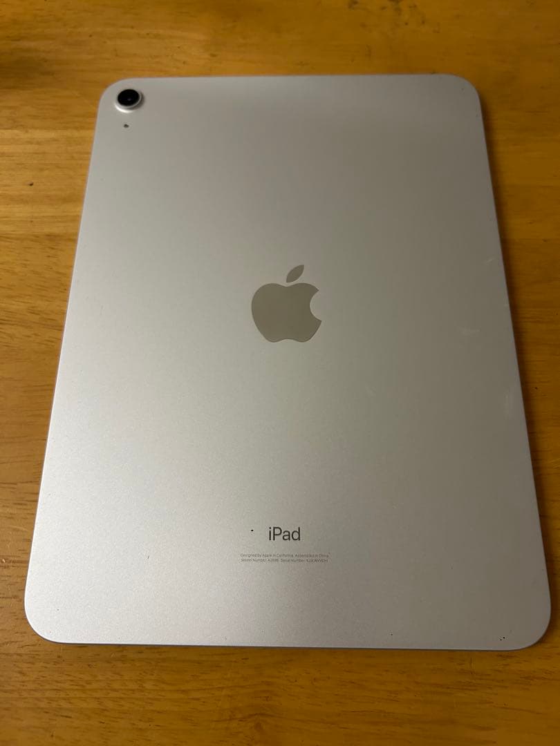 Apple iPad 10世代　64GB Wi-Fiモデル　シルバー 本体