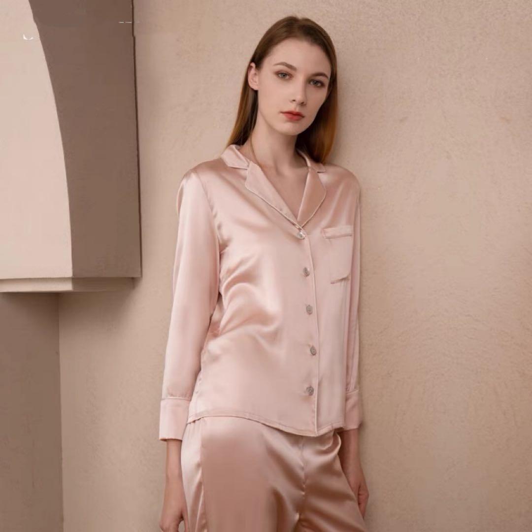 シルク100 ％パジャマ上下セット192#