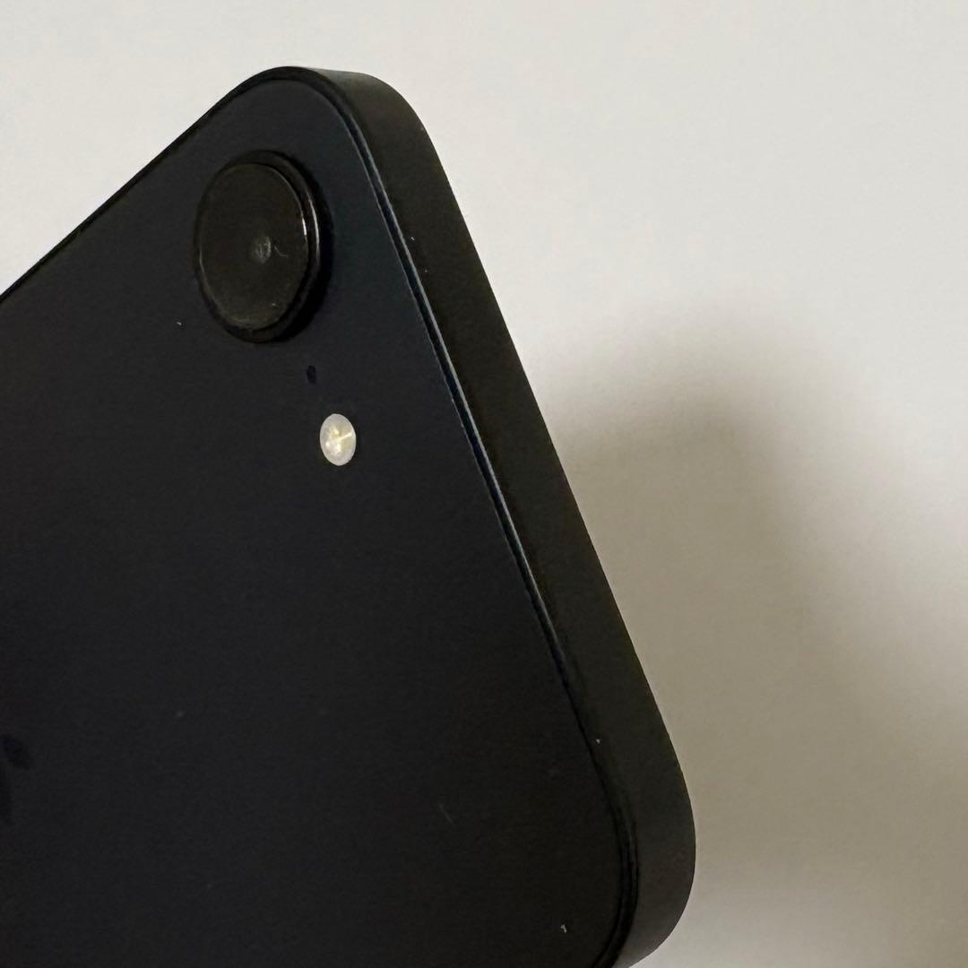 Apple iPhone 16e 128GB 本体　即購入禁止