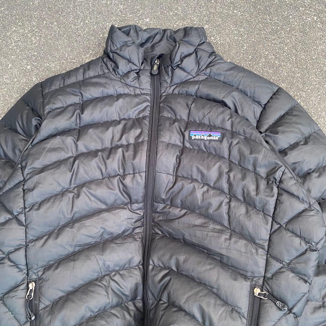 Patagonia 短丈 ダウンジャケット y2k テック系 12年製 黒 人気
