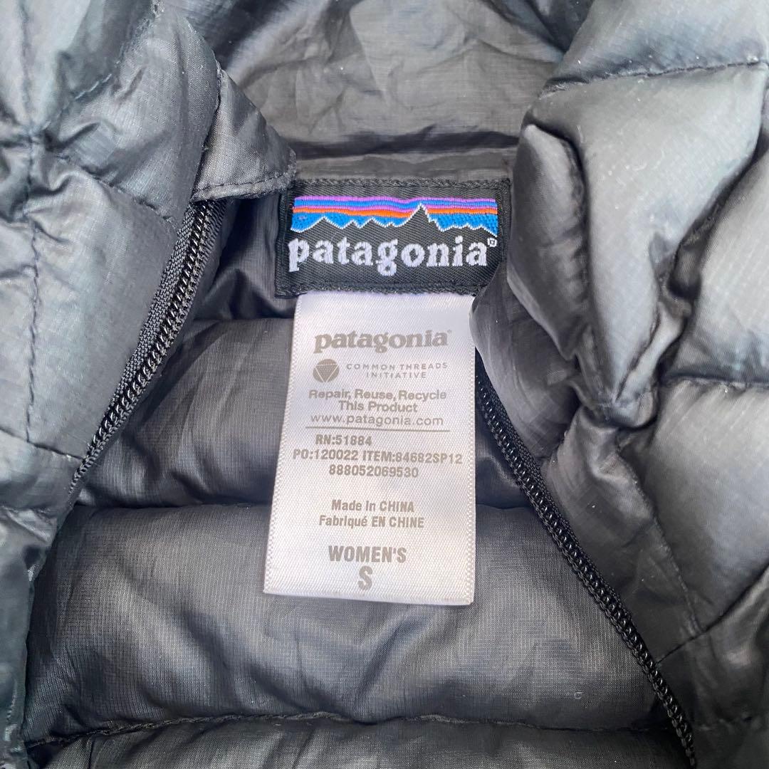 Patagonia 短丈 ダウンジャケット y2k テック系 12年製 黒 人気